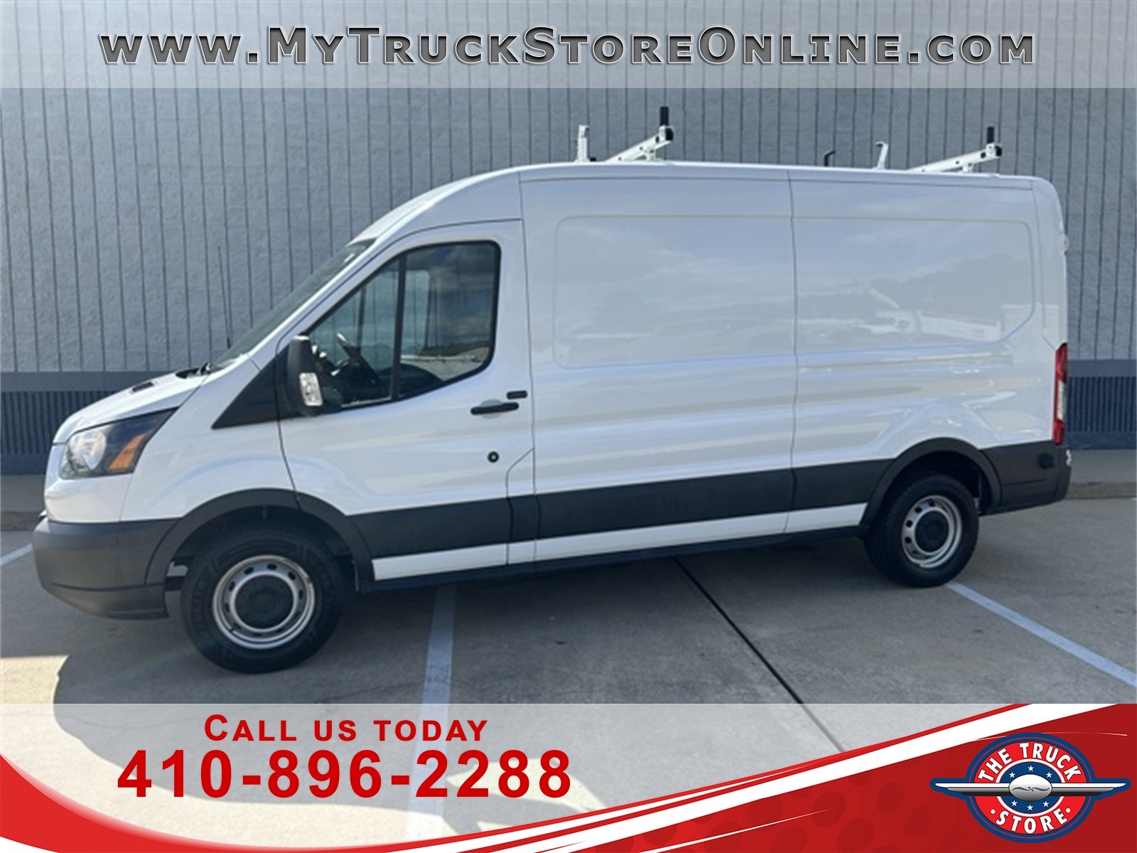 2016 Ford Transit Base's photo