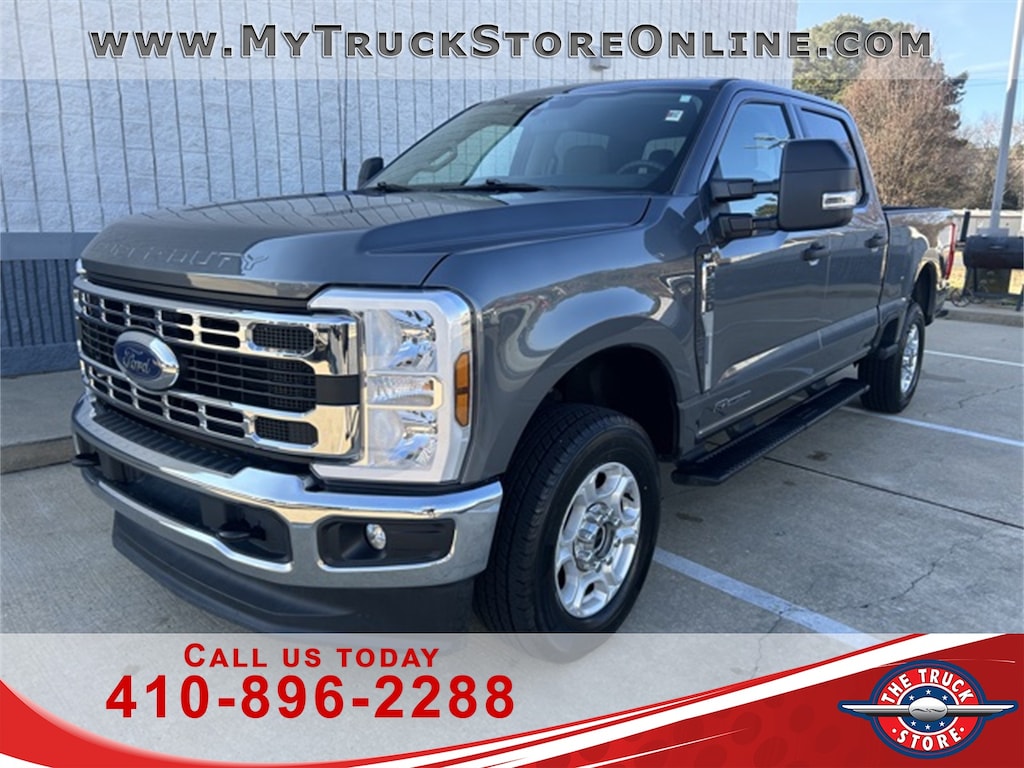 Used 2025 Ford F-250SD XLT Truck