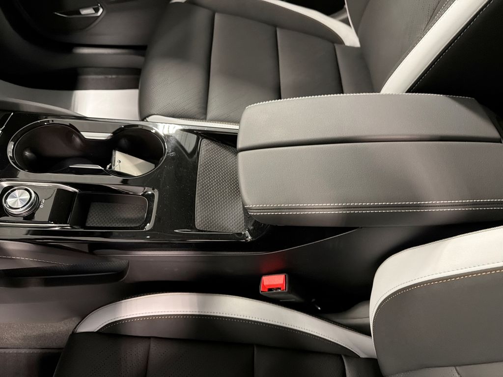 2026 Buick Envision Sport Touring - Photo 27