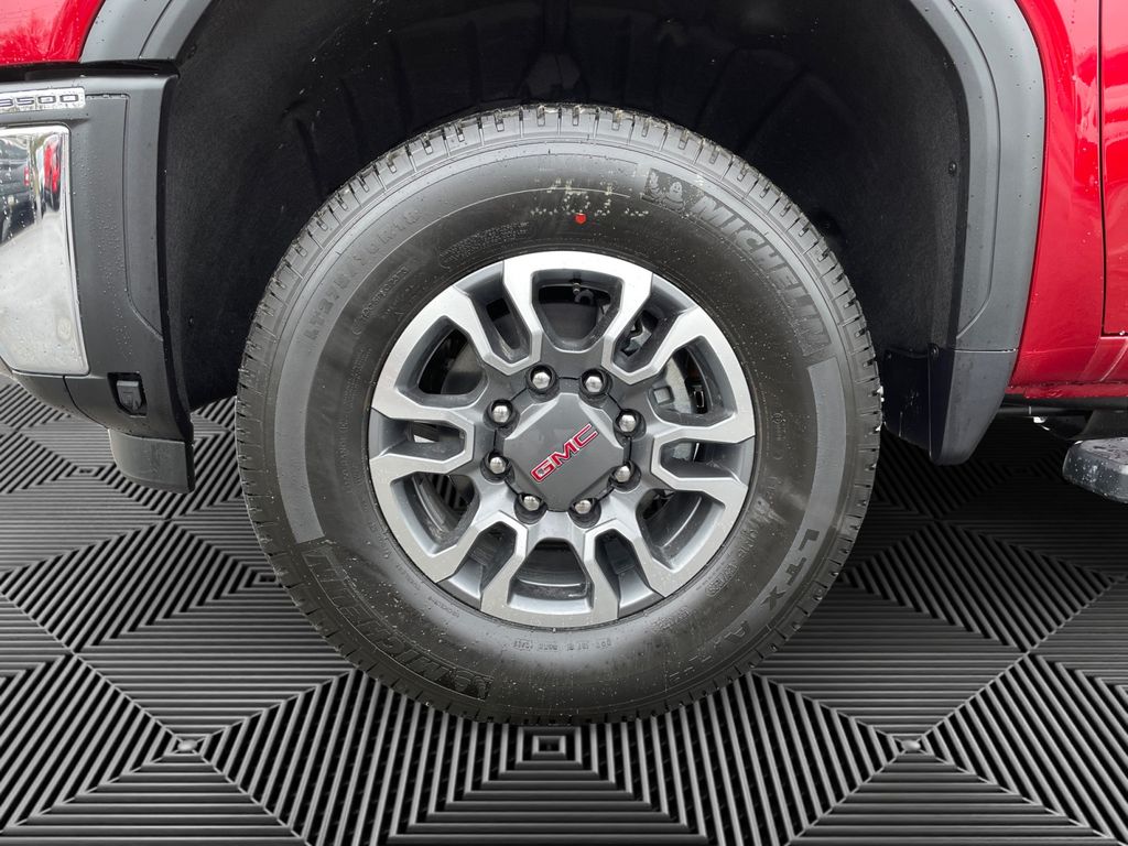 2026 GMC Sierra 3500HD SLT - Photo 9