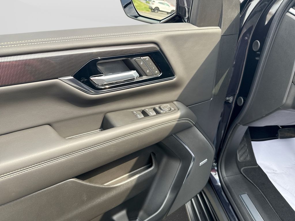 2026 GMC Yukon XL Elevation - Photo 18