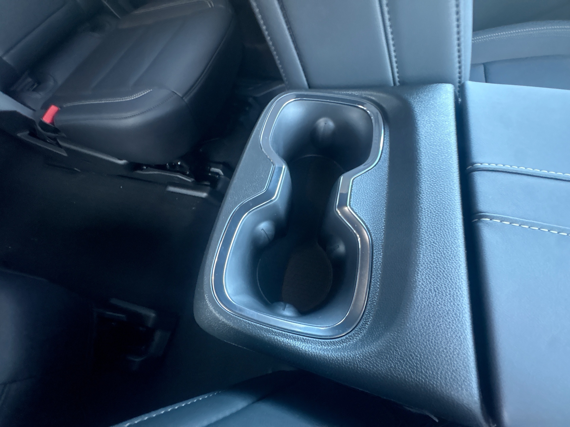 2027 GMC Acadia Elevation - Photo 30