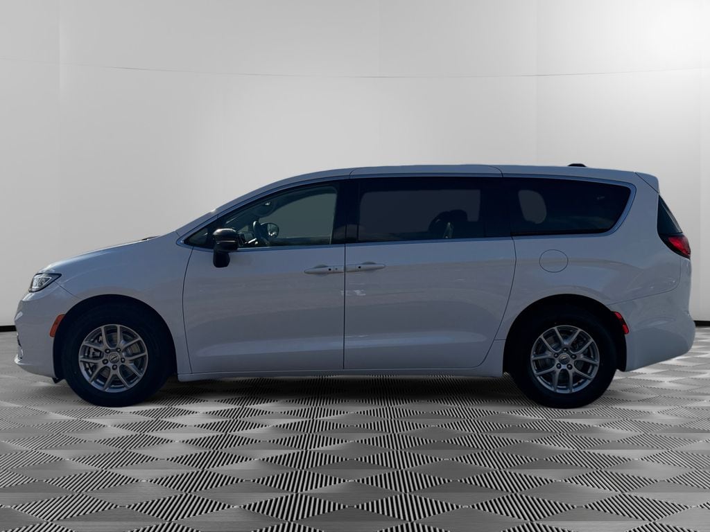 Used 2024 Chrysler Pacifica Touring L Van Passenger Van