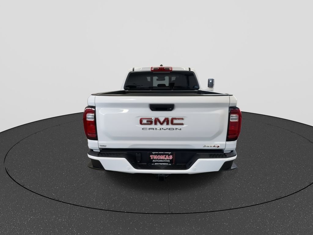 2026 GMC Canyon AT4 - Photo 7