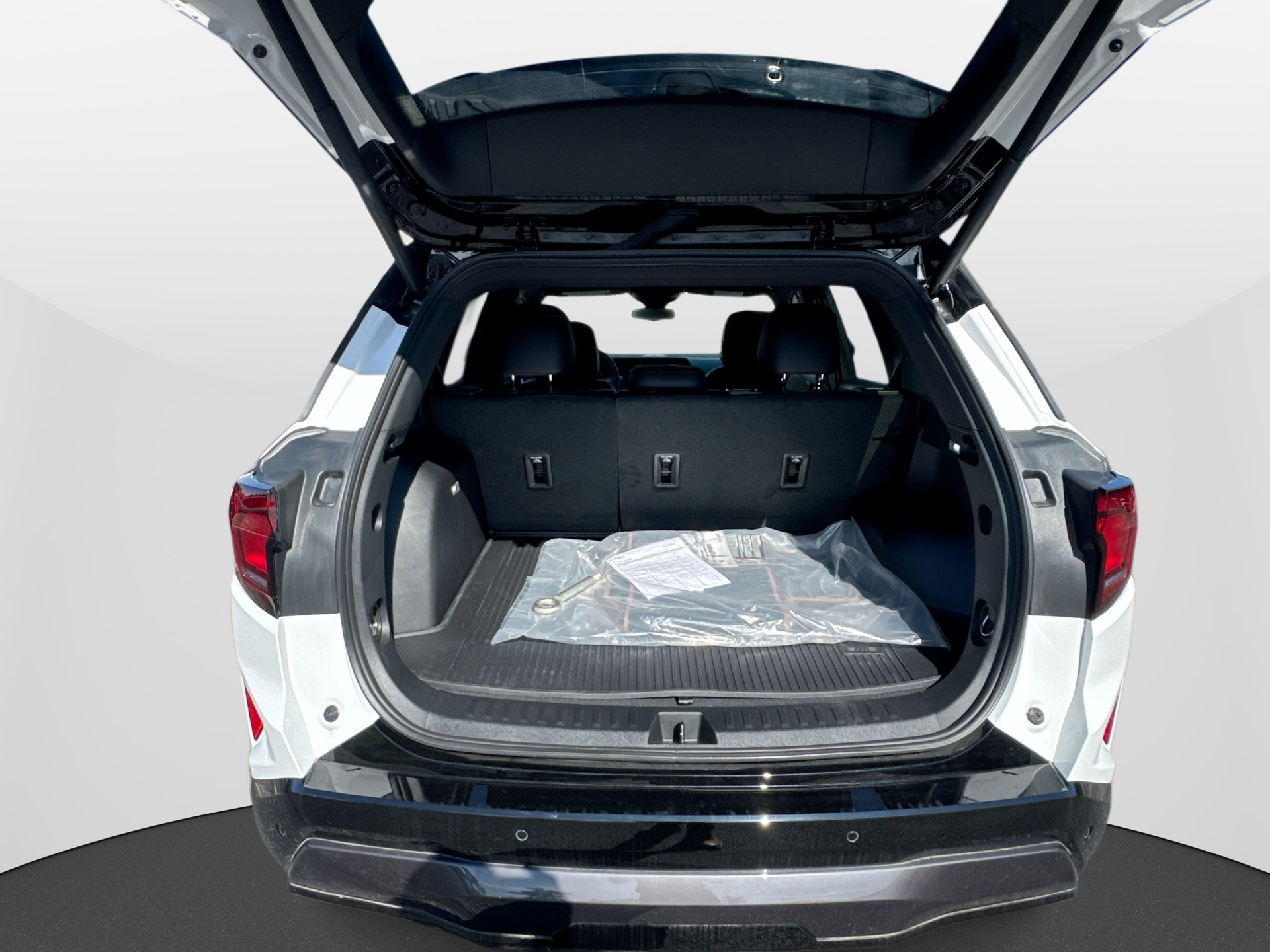 2026 GMC Terrain AT4 - Photo 37