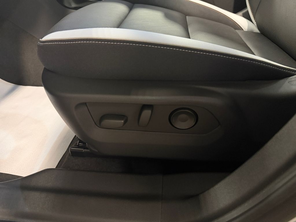2026 Buick Envision Sport Touring - Photo 14