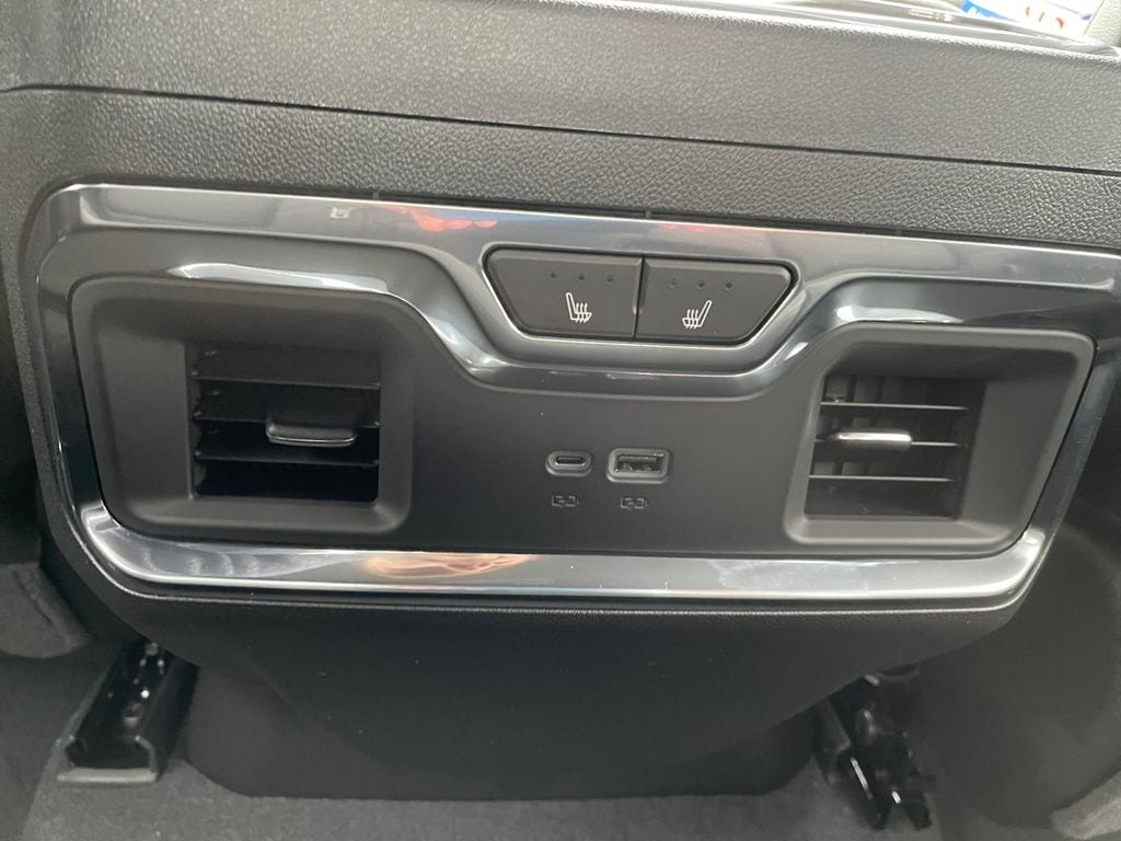 2026 GMC Sierra 3500HD SLT - Photo 23