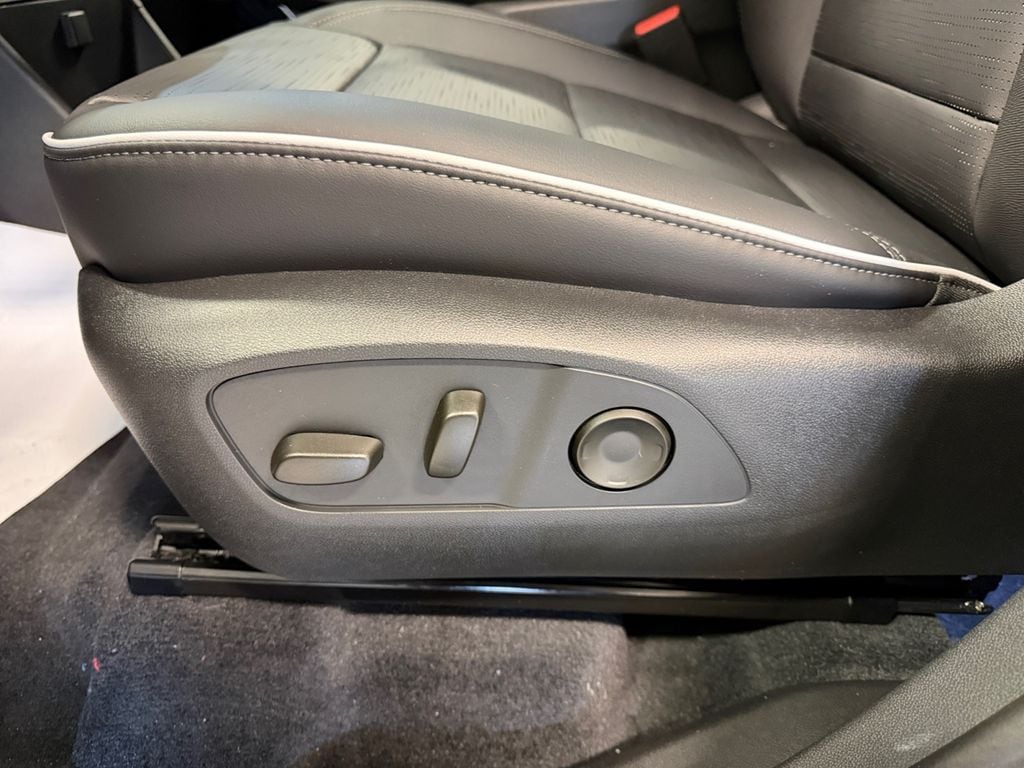 2026 Buick Enclave Sport Touring - Photo 14
