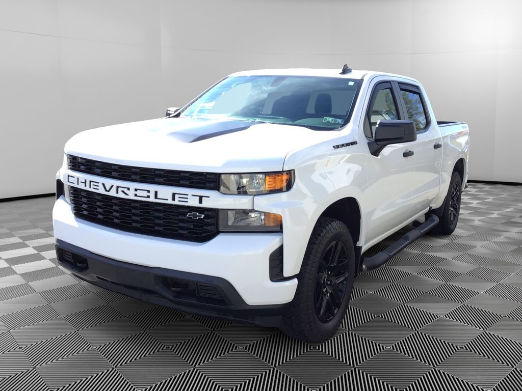 2020 Chevrolet Silverado 1500 Custom photo 3