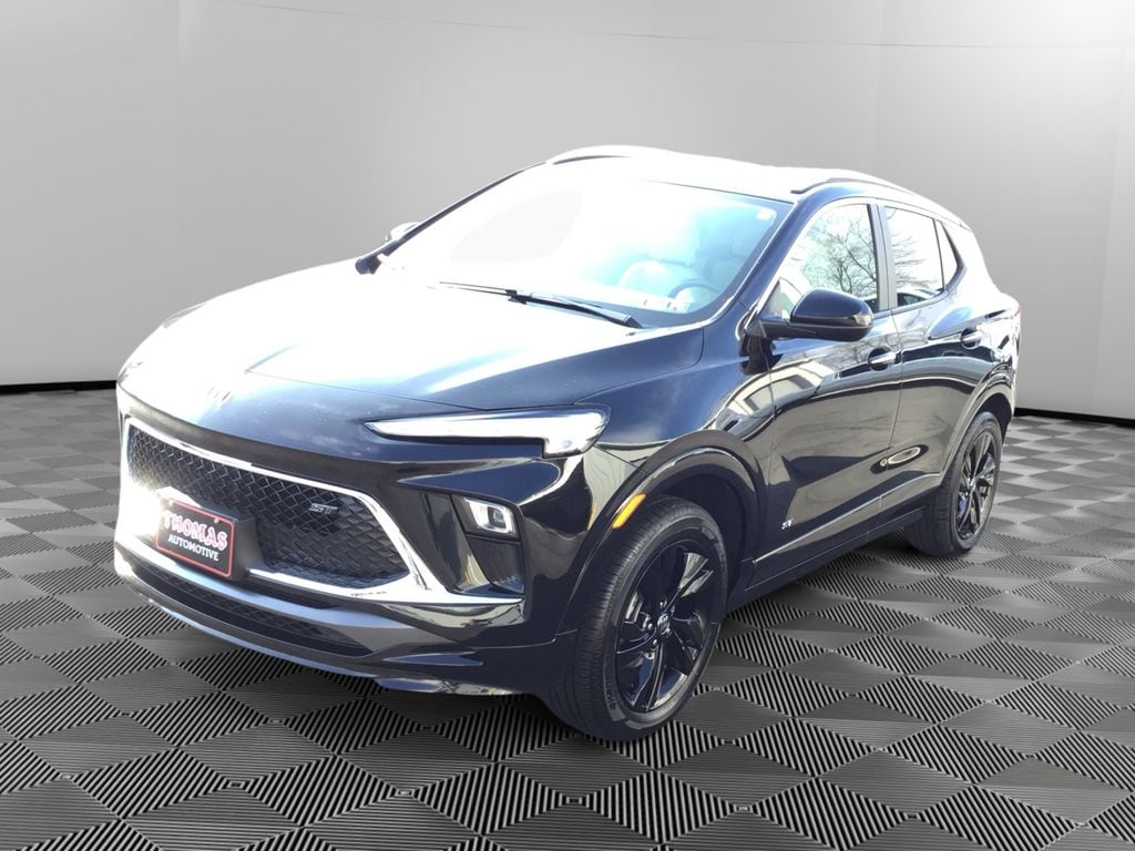New 2025 Buick Encore GX Sport Touring SUV