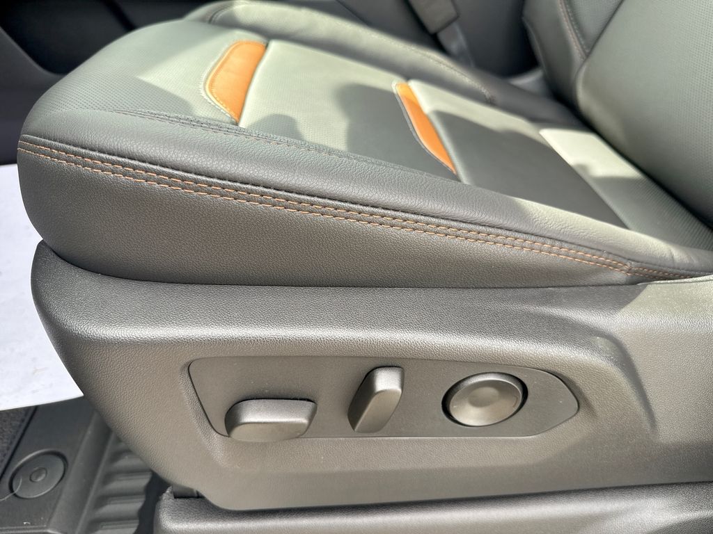 2026 GMC Sierra 1500 AT4 - Photo 22
