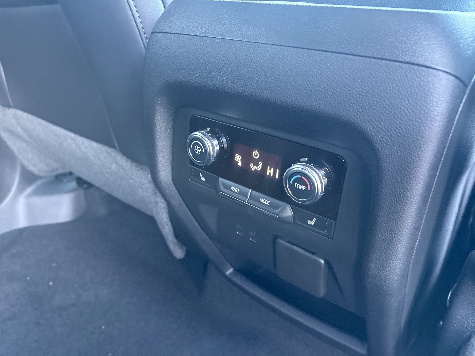 2027 GMC Acadia Elevation - Photo 34