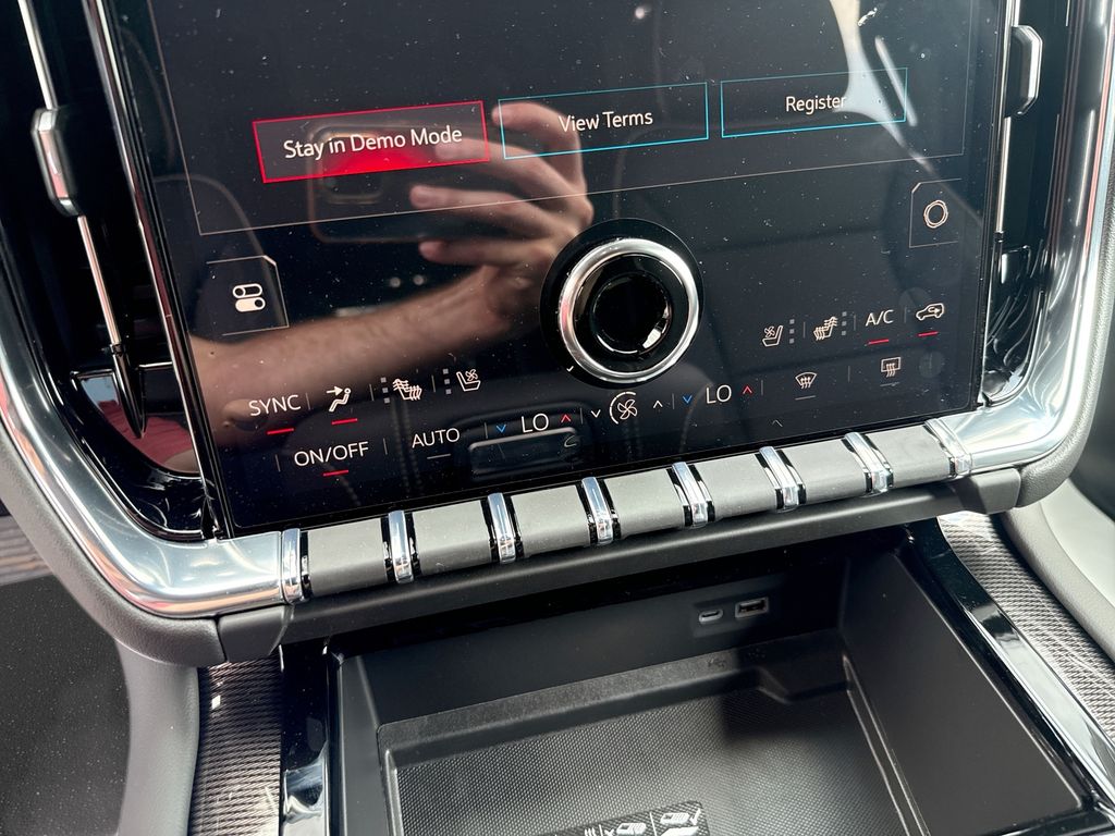 2026 GMC Yukon XL Elevation - Photo 17