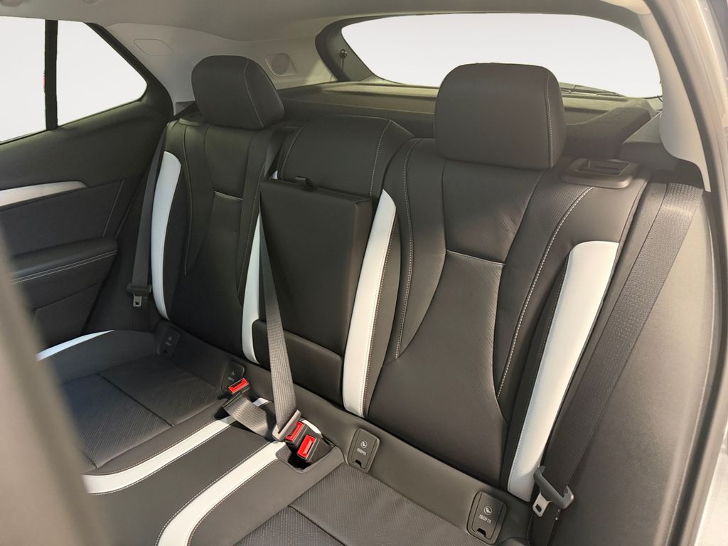 2026 Buick Envision Sport Touring - Photo 29