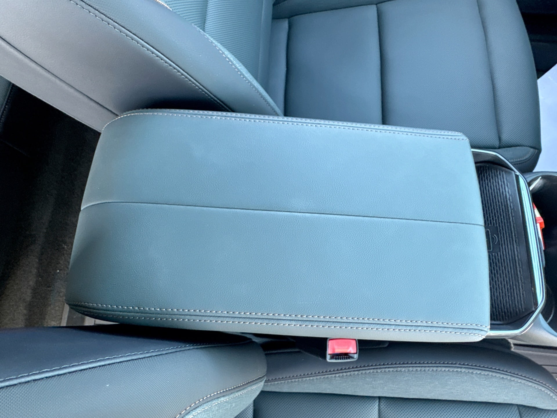 2026 GMC Terrain AT4 - Photo 32