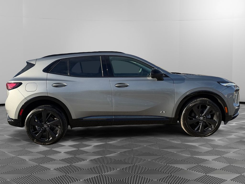 2026 Buick Envision Sport Touring - Photo 8