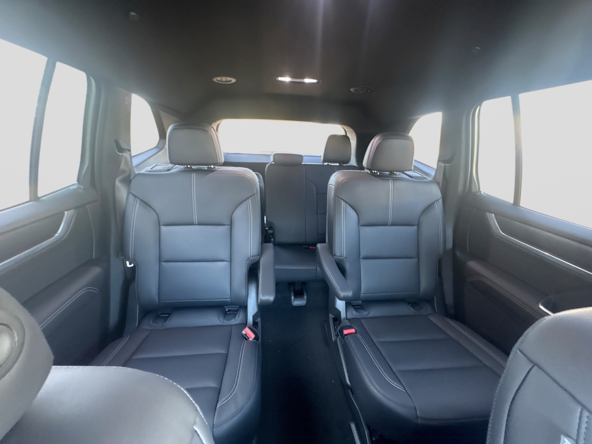 2027 GMC Acadia Elevation - Photo 29