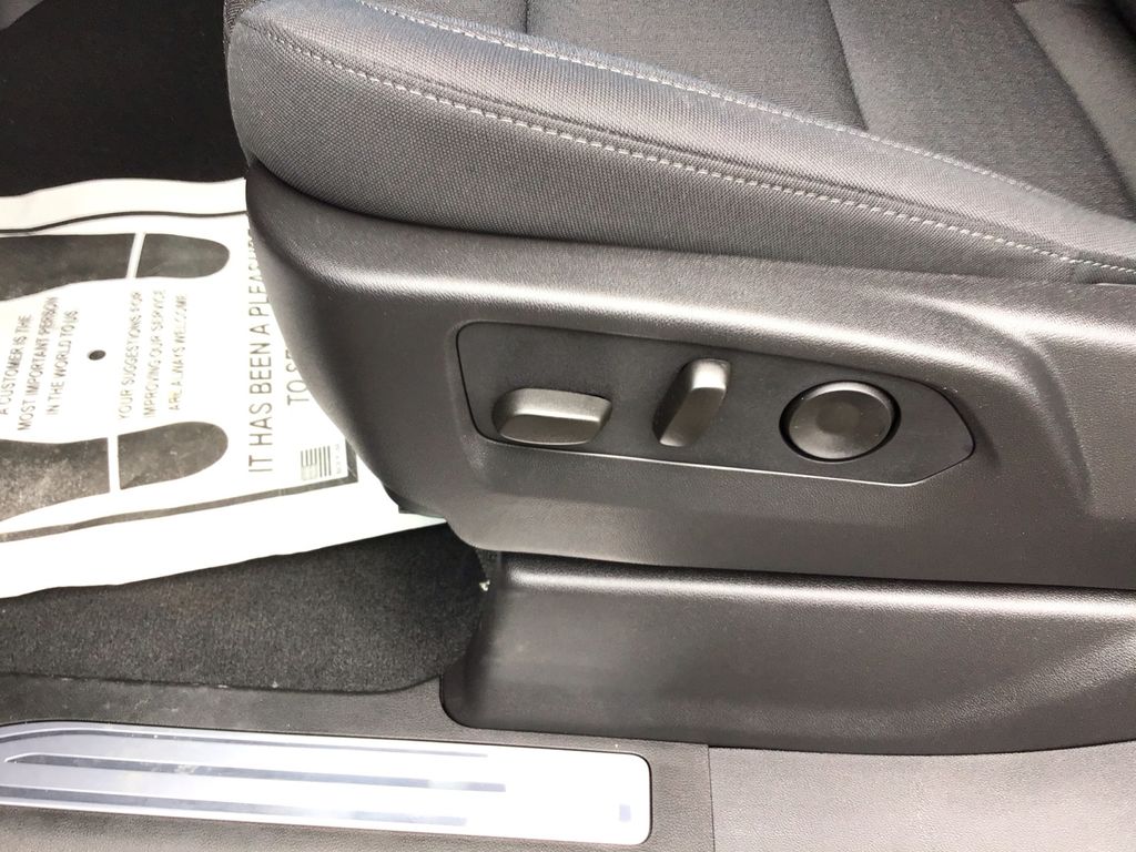 2026 GMC Sierra 1500 Elevation - Photo 13