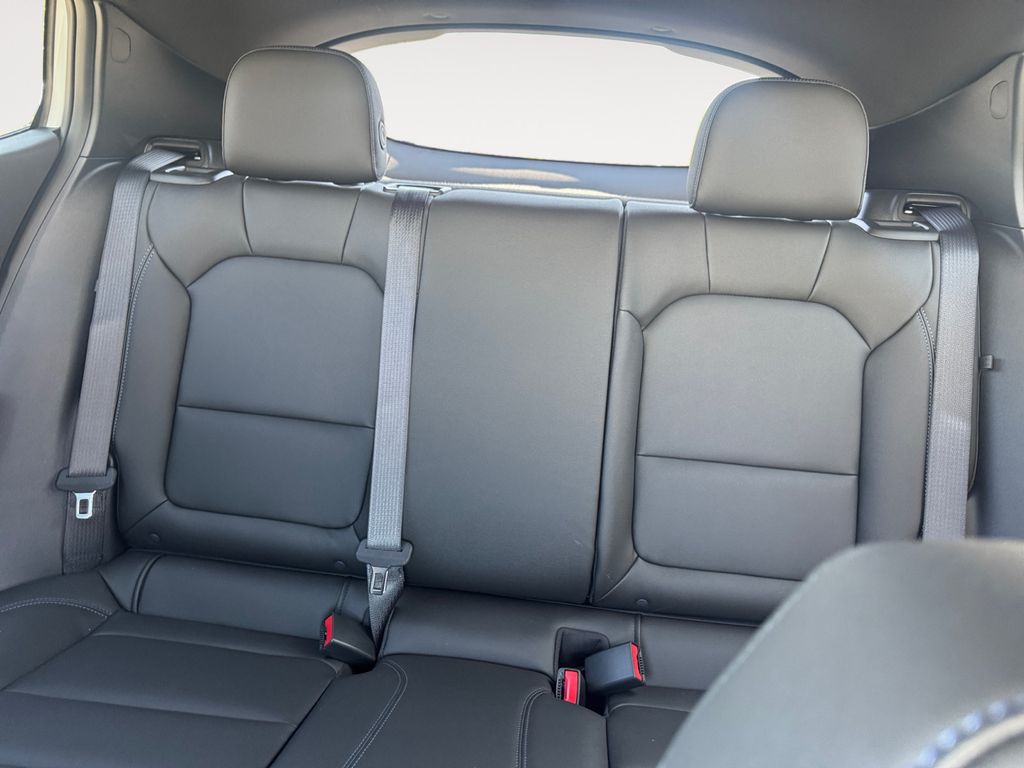 2025 Buick Envista Sport Touring - Photo 30