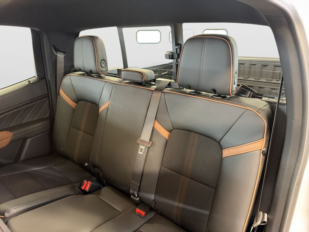 2026 GMC Canyon AT4 - Photo 26