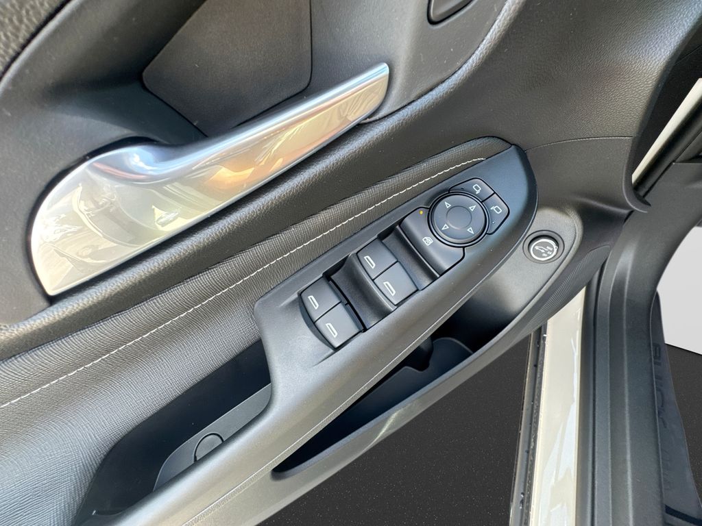 2026 Buick Envista Sport Touring - Photo 18