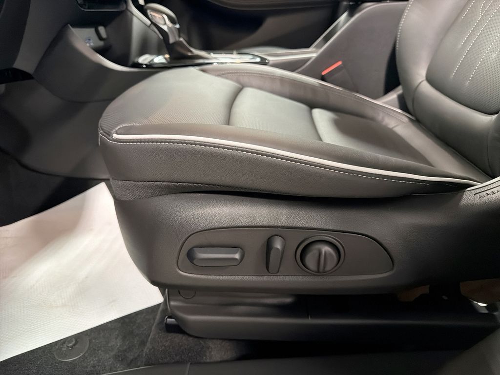 2026 Buick Encore GX Avenir - Photo 15