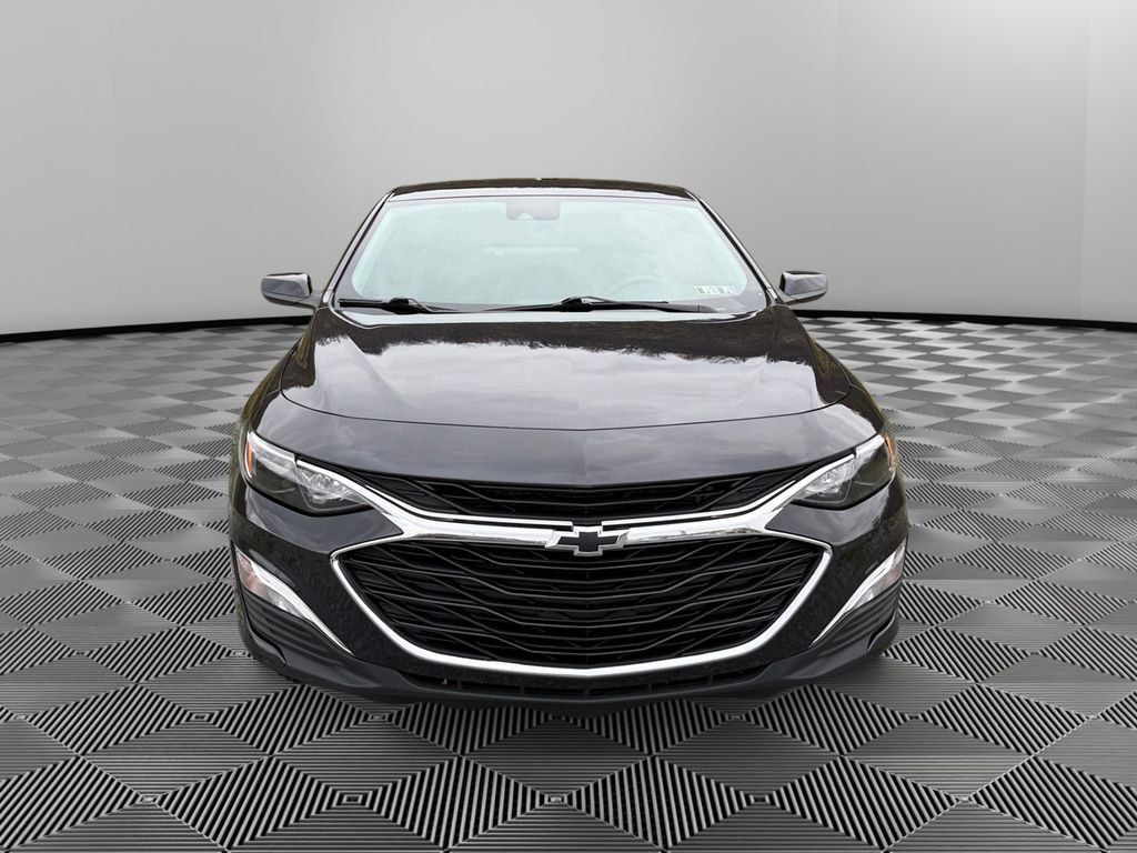 2023 Chevrolet Malibu RS photo 2