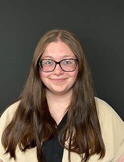 Staff member Molly Gianotti from ID_a087c86aae47