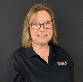 Staff member Beth Poborski from 15ec09566083