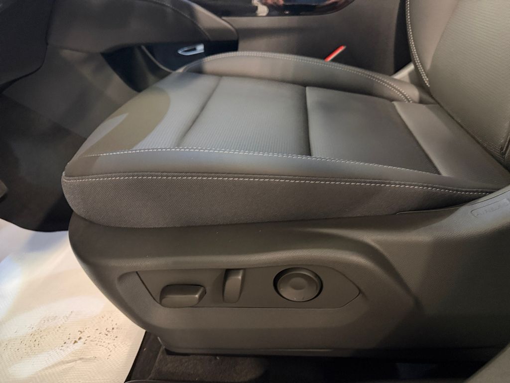 2026 Buick Envision Preferred - Photo 14