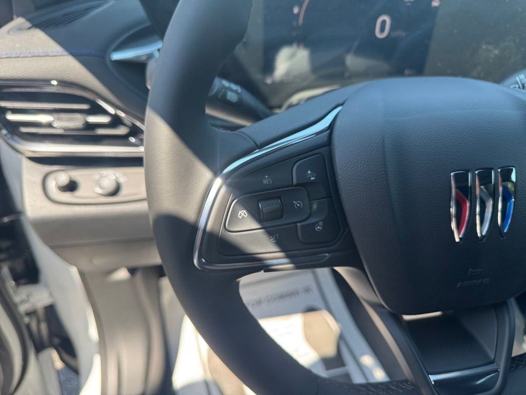 2025 Buick Envista Sport Touring - Photo 17