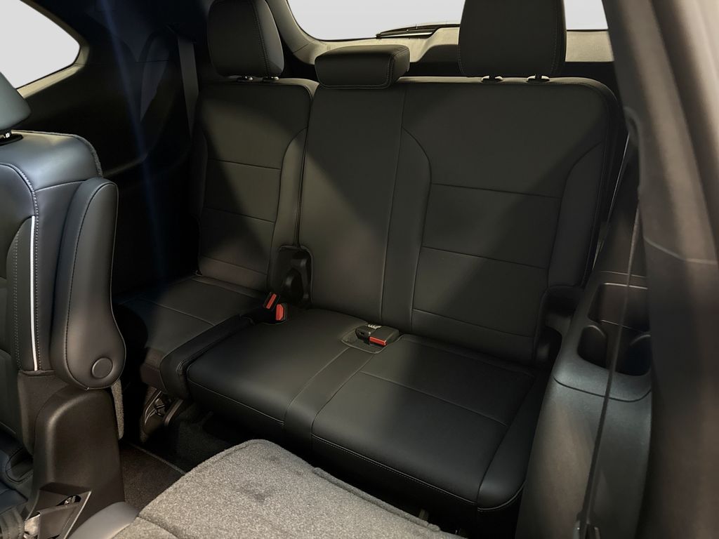 2026 Buick Enclave Preferred - Photo 26