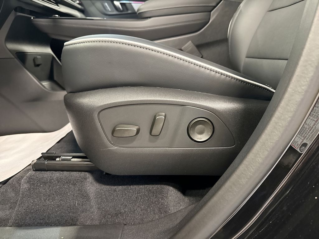 2026 Buick Enclave Preferred - Photo 14