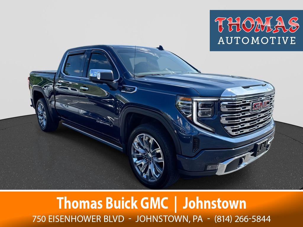 2023 GMC Sierra 4WD Crew Cab Short Box Denali's photo