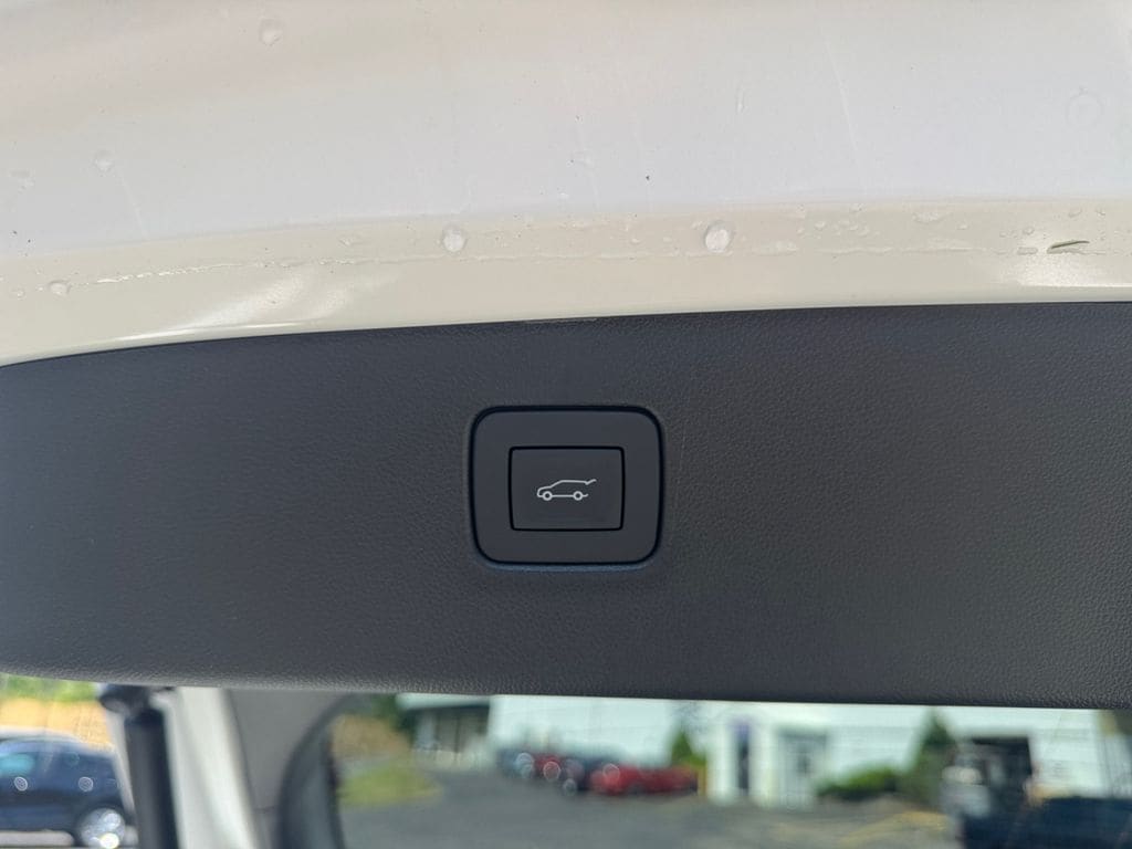 2025 Buick Envista Sport Touring - Photo 27