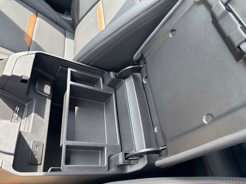 2026 GMC Sierra 1500 AT4 - Photo 40