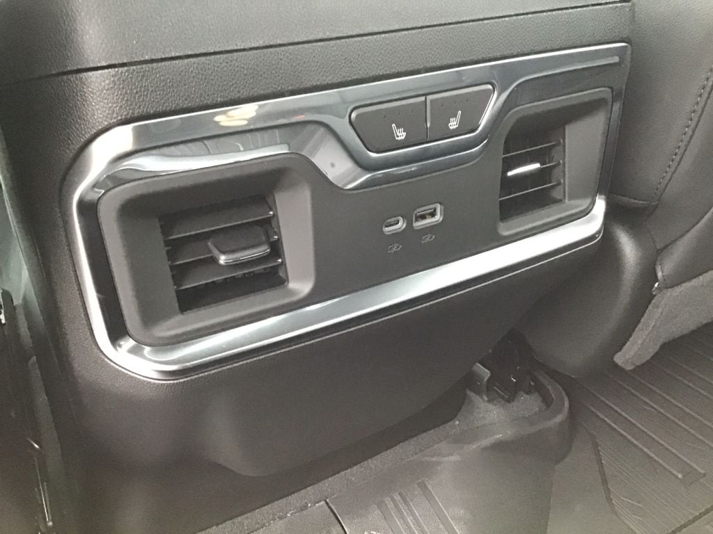 2026 GMC Sierra 3500HD SLT - Photo 23