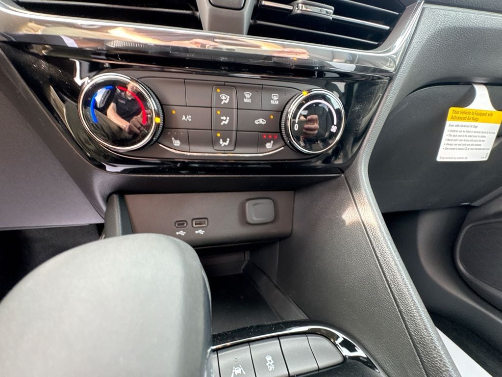 2026 Buick Encore GX Sport Touring - Photo 25