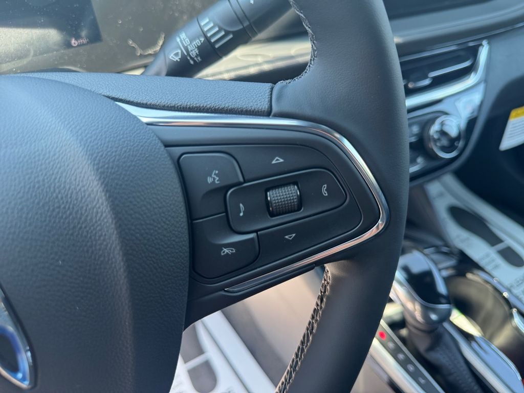 2025 Buick Envista Sport Touring - Photo 18