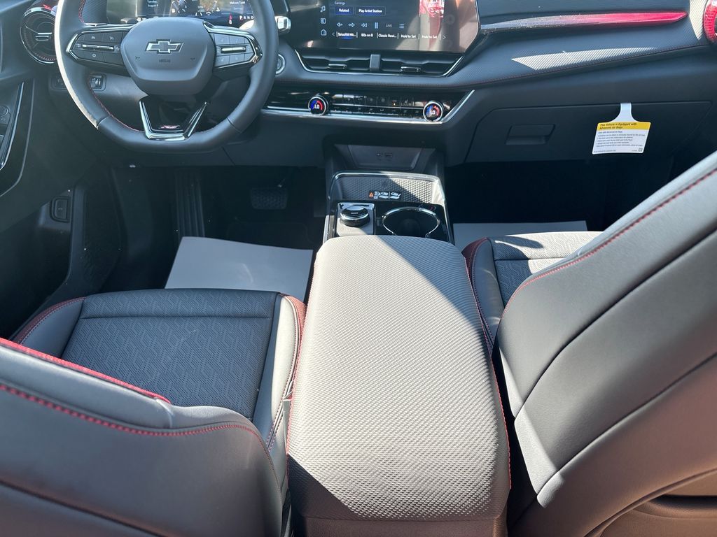 2027 Chevrolet Equinox RS - Photo 33