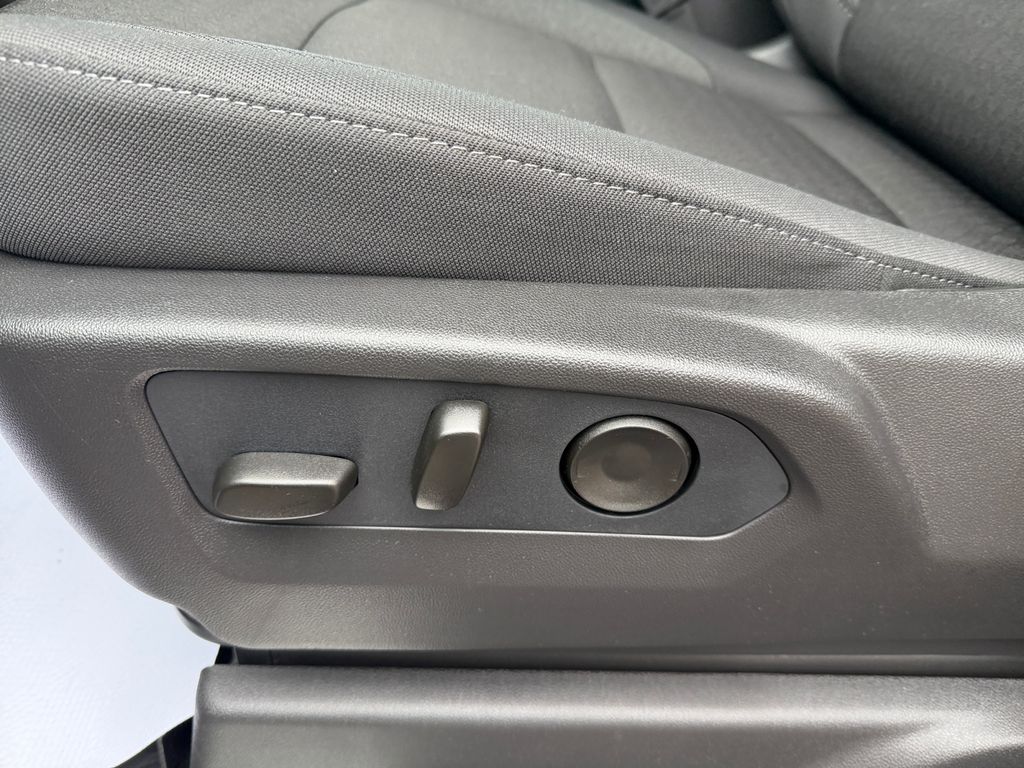 2026 Chevrolet Silverado 1500 RST - Photo 14