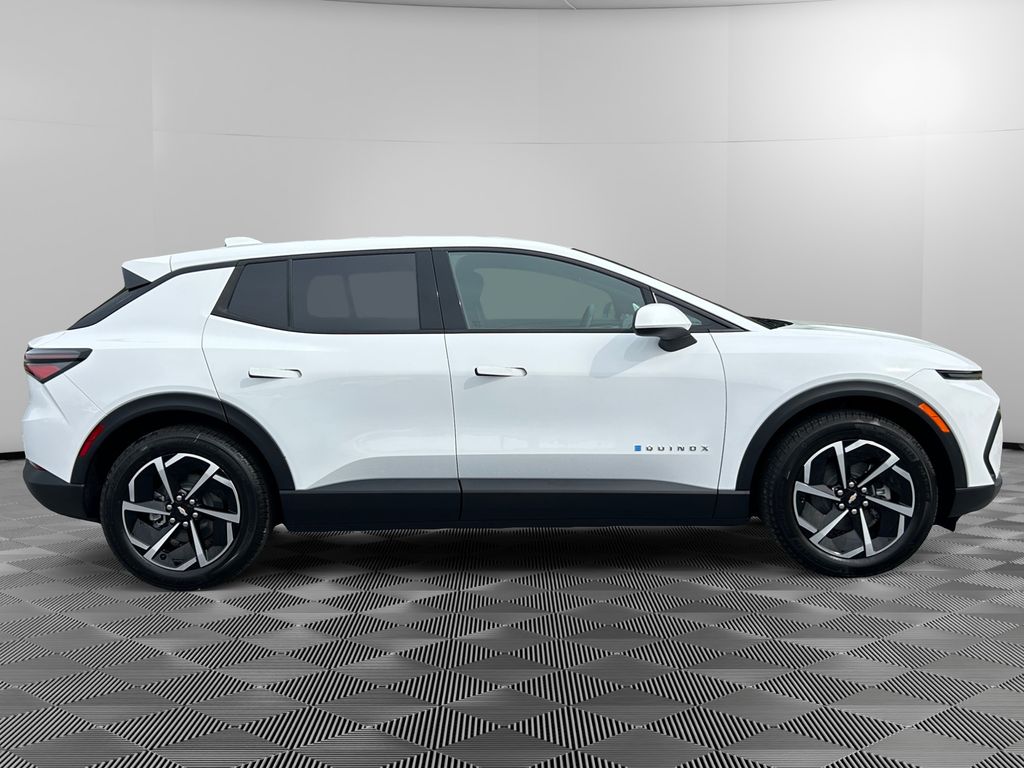 2026 Chevrolet Equinox EV 1LT - Photo 8