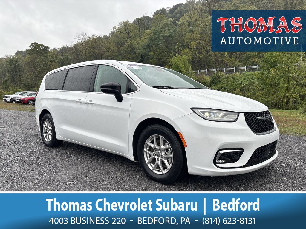 Used 2024 Chrysler Pacifica Touring L Van Passenger Van