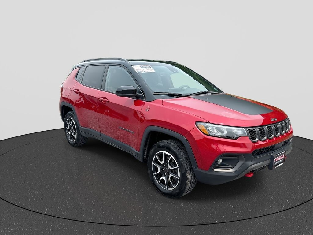 Used 2025 Jeep Compass Trailhawk SUV