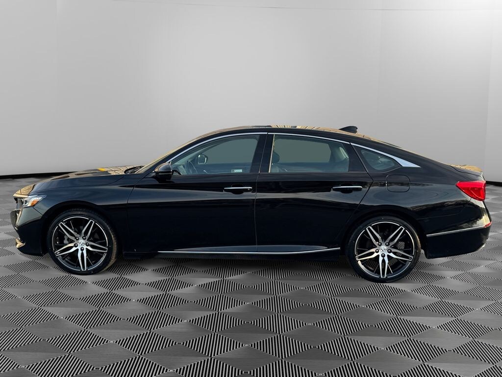 Used 2022 Honda Accord Hybrid Touring Sedan