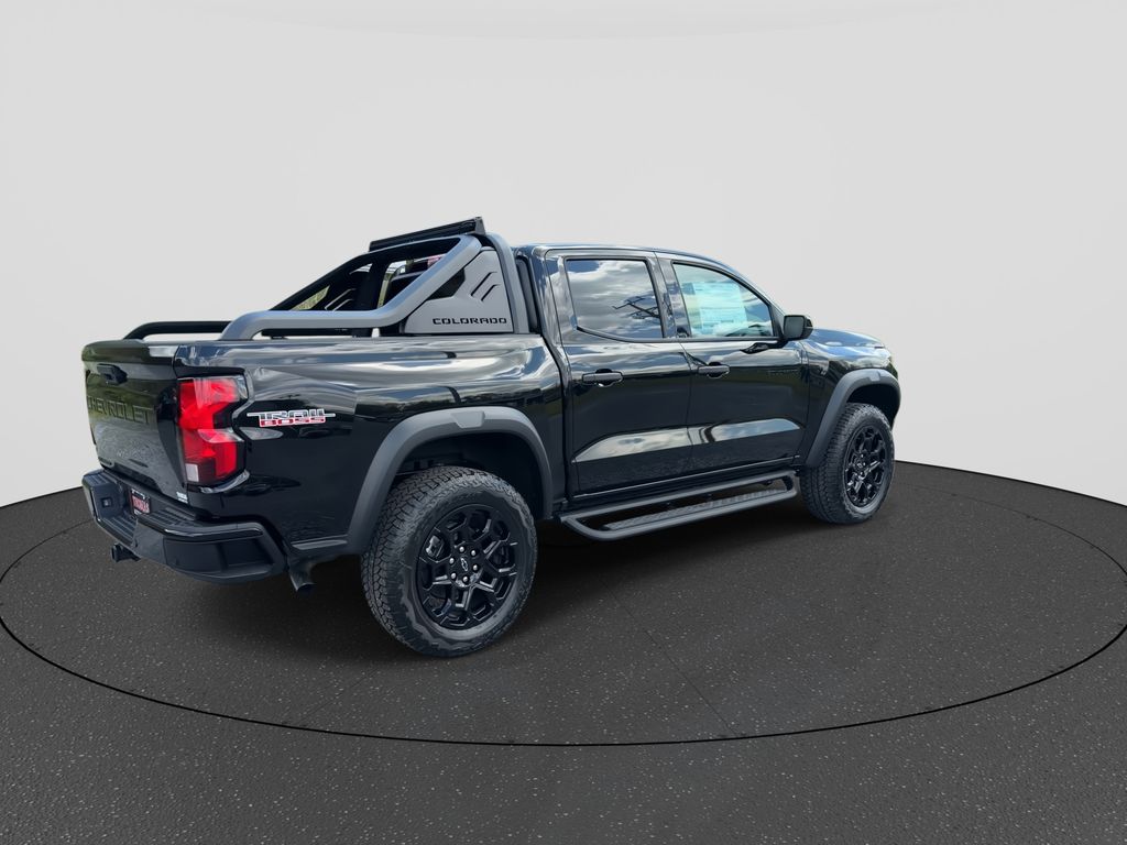 2026 Chevrolet Colorado Trail Boss - Photo 8