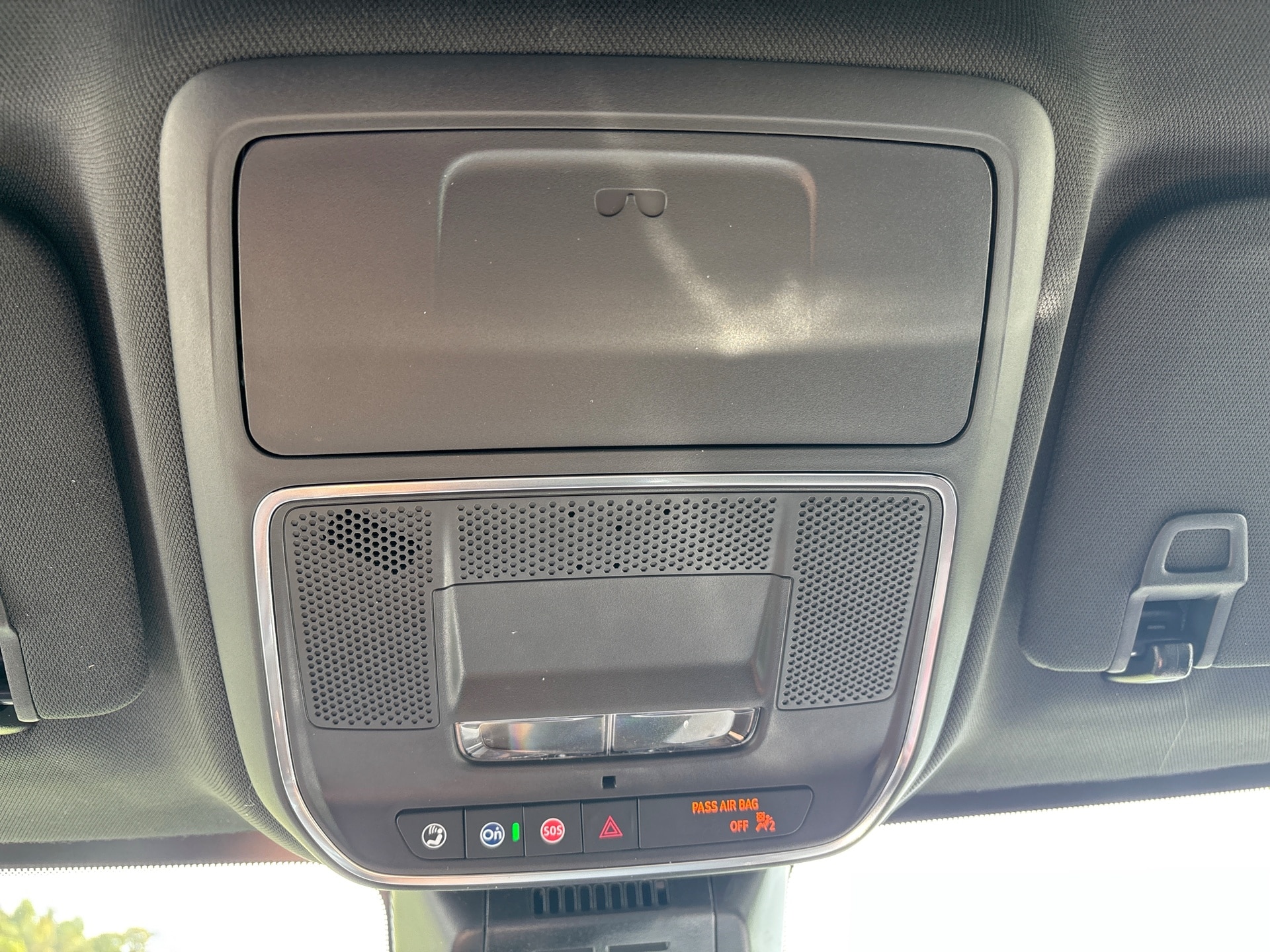 2027 Chevrolet Equinox RS - Photo 24