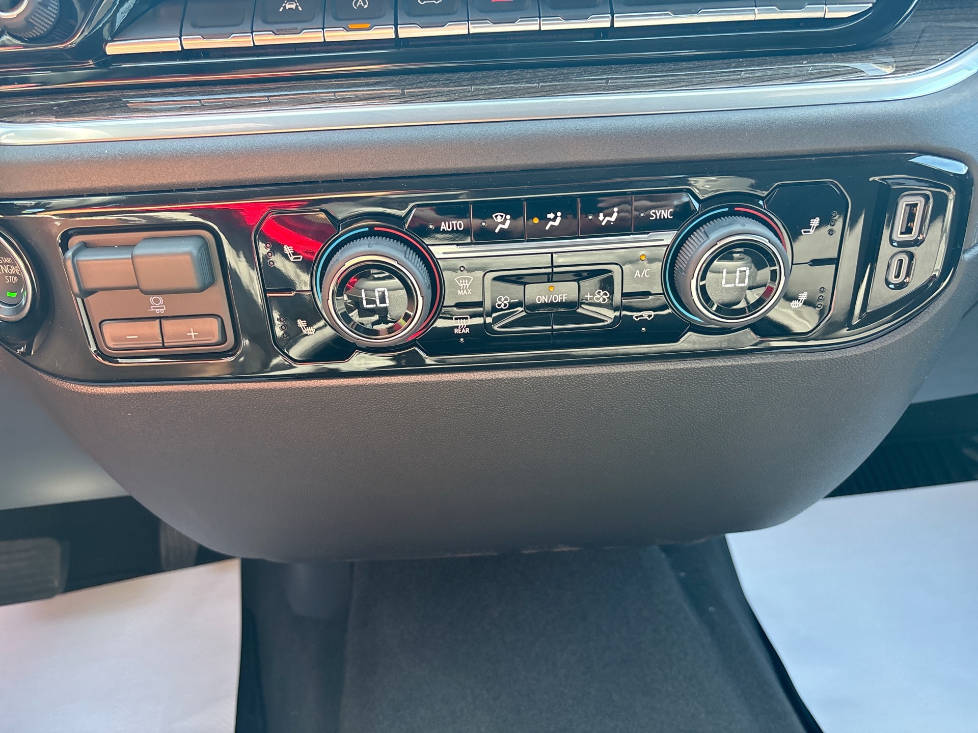 2026 Chevrolet Silverado 1500 LT - Photo 27