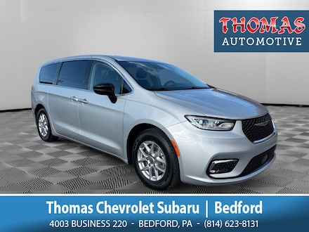 2024 Chrysler Pacifica Touring L Van Passenger Van