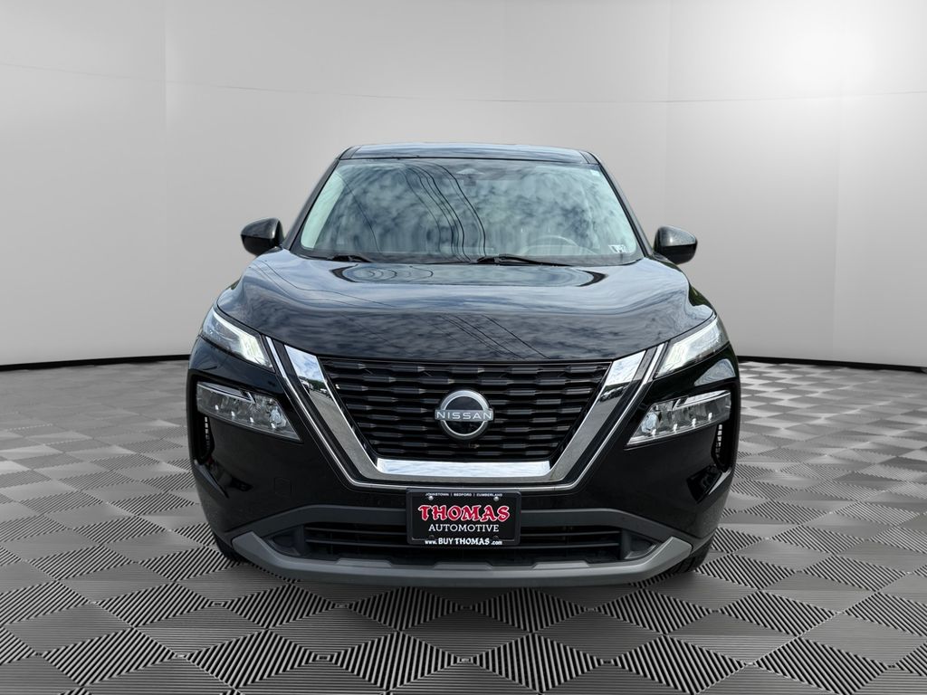 2023 Nissan Rogue SV photo 2
